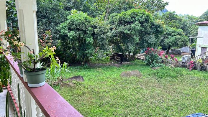 Image No.12-4 Bed House for sale