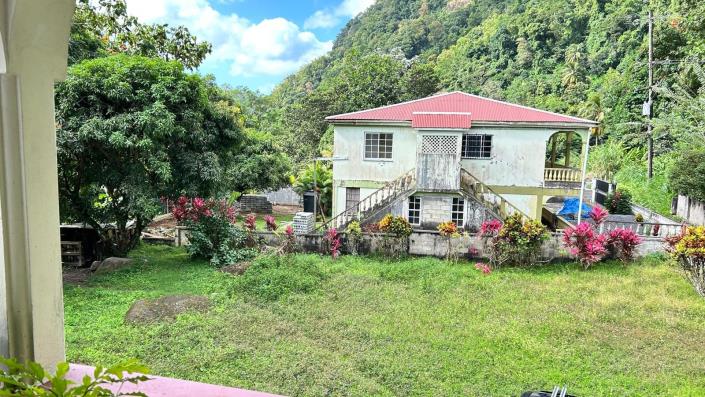 Image No.13-4 Bed House for sale