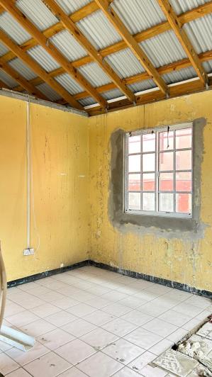 Image No.8-7 Bed House for sale