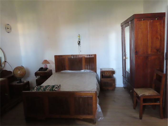 Image No.27-6 Bed Property for sale