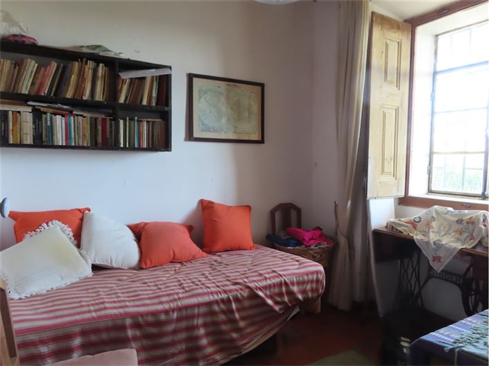 Image No.29-6 Bed Property for sale