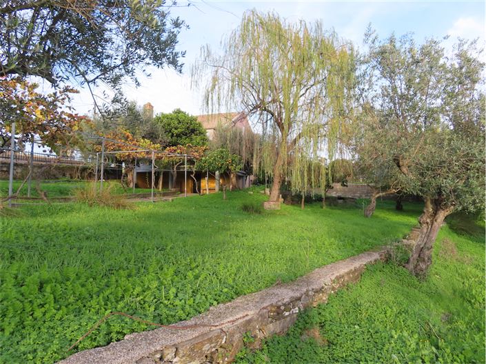 Image No.13-3 Bed Property for sale