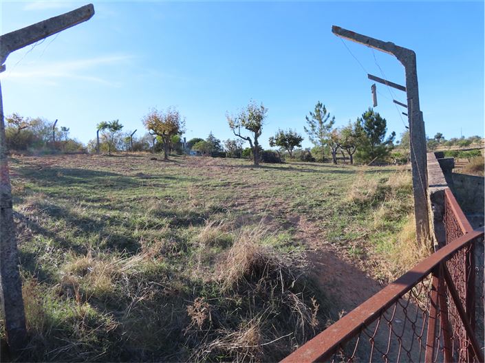 Image No.13-3 Bed Property for sale