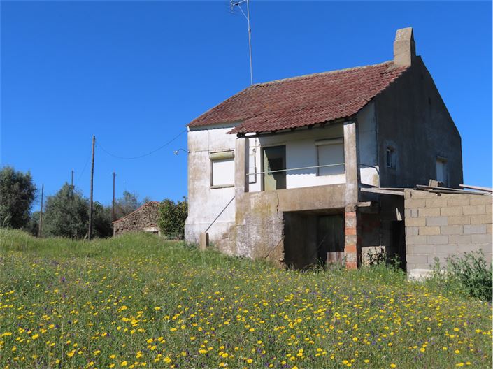 Image No.15-2 Bed Property for sale