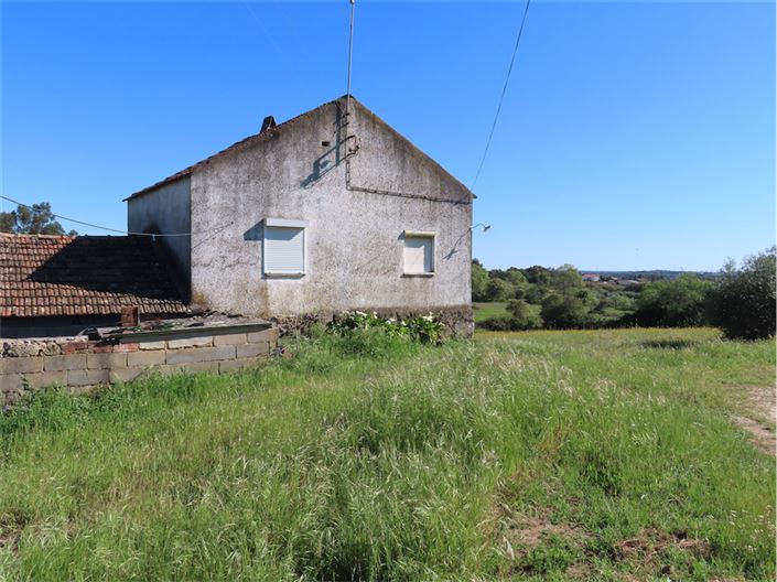 Image No.20-2 Bed Property for sale