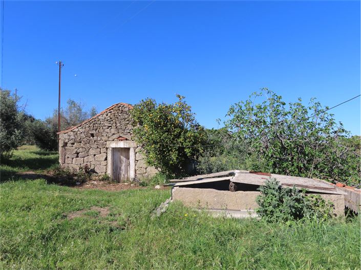 Image No.21-2 Bed Property for sale