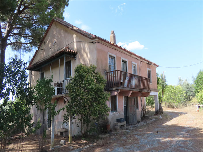 Image No.11-3 Bed Property for sale