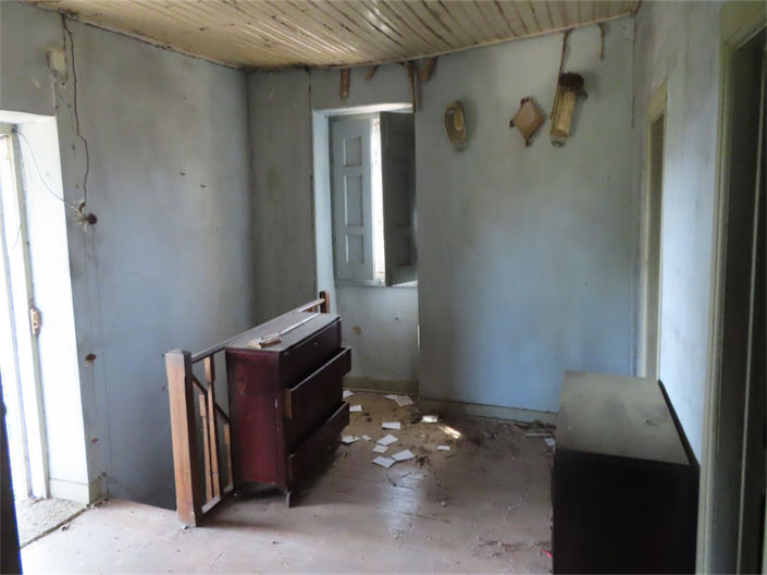 Image No.19-3 Bed Property for sale