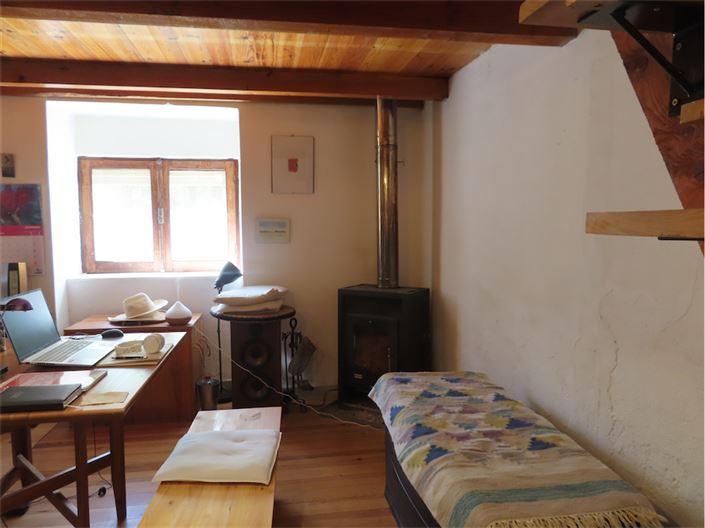 Image No.19-2 Bed Property for sale