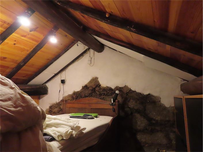 Image No.20-2 Bed Property for sale