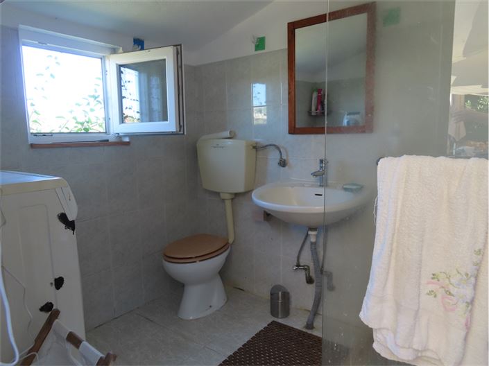 Image No.26-2 Bed Property for sale