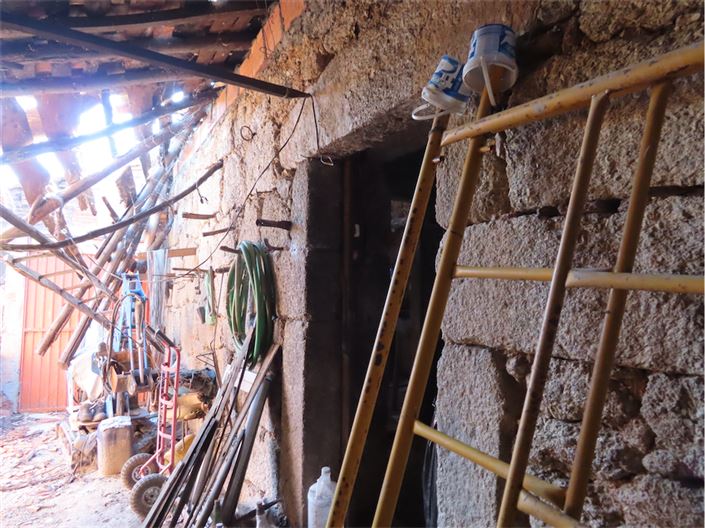 Image No.28-2 Bed Property for sale