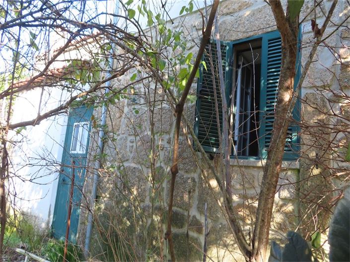 Image No.16-3 Bed Property for sale