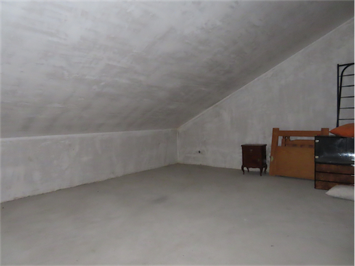 Image No.11-3 Bed Property for sale