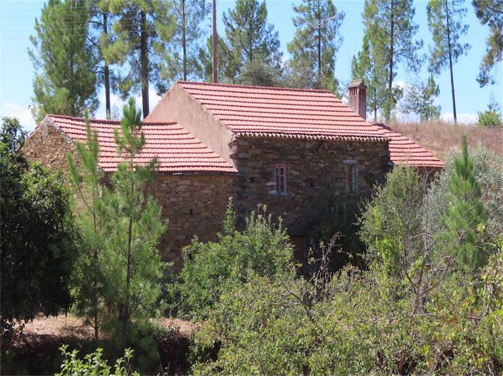 Image No.11-3 Bed Property for sale