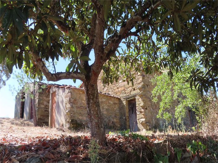 Image No.14-3 Bed Property for sale