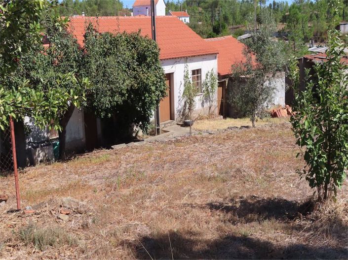 Image No.3-3 Bed Property for sale