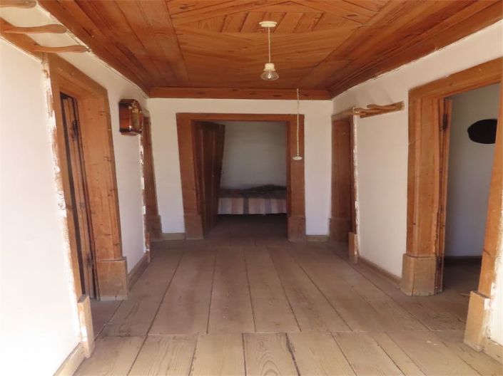 Image No.31-3 Bed Property for sale