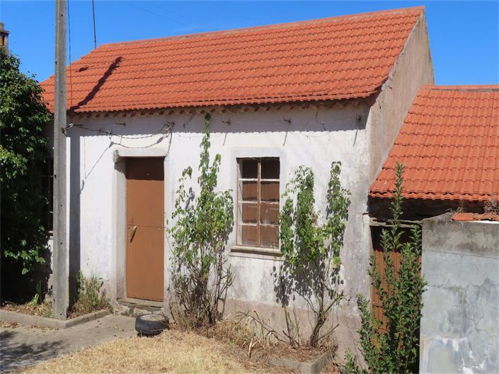 Image No.5-3 Bed Property for sale