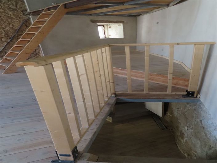 Image No.11-3 Bed Property for sale