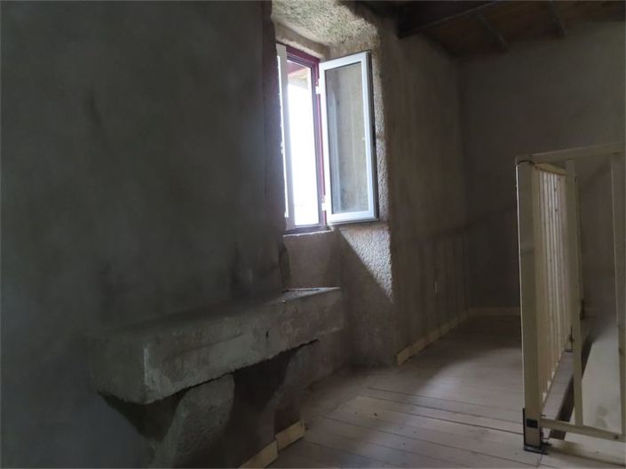 Image No.16-3 Bed Property for sale