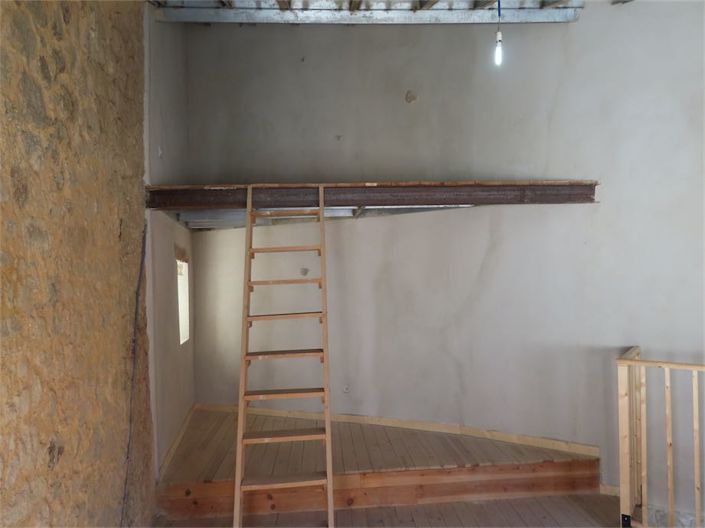 Image No.6-3 Bed Property for sale