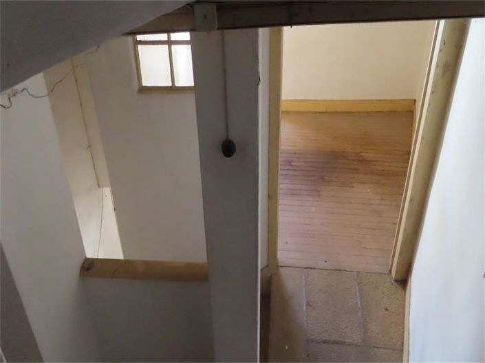 Image No.16-3 Bed Property for sale