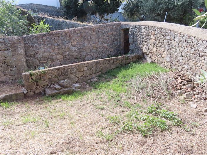 Image No.19-3 Bed Property for sale