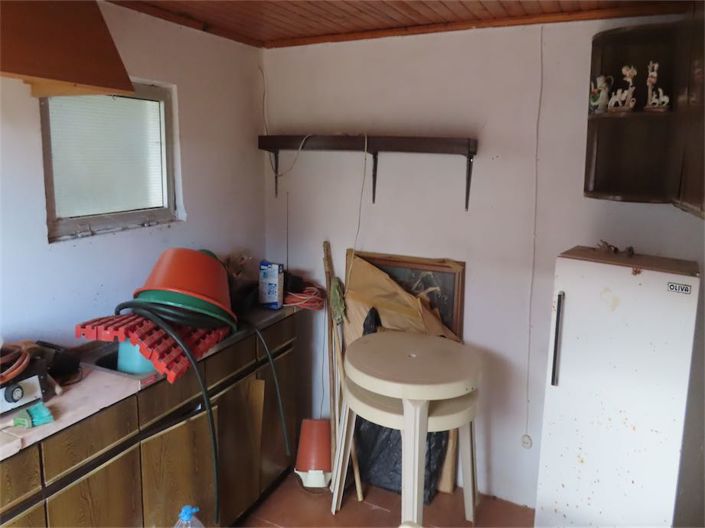 Image No.18-3 Bed Property for sale