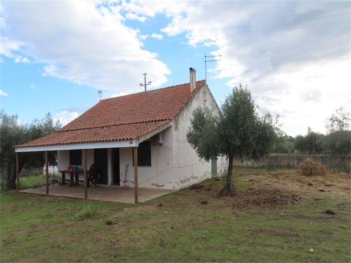 Image No.24-3 Bed Property for sale