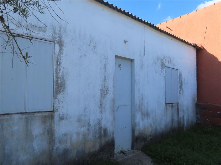 Image No.13-3 Bed Property for sale