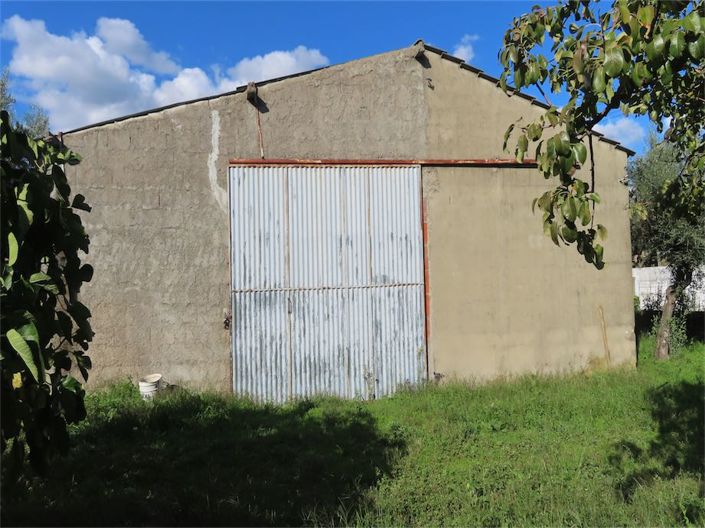 Image No.15-3 Bed Property for sale