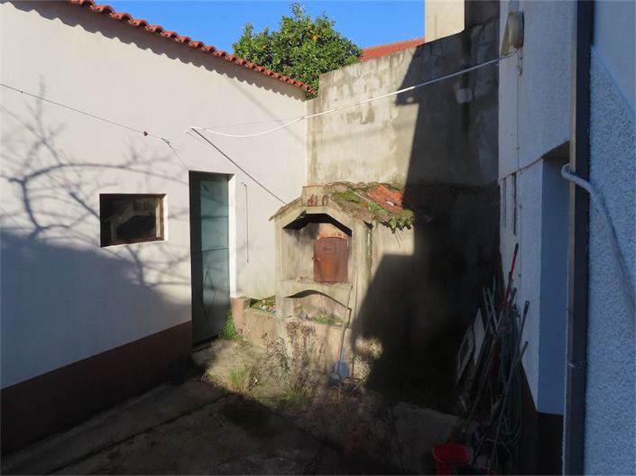 Image No.7-4 Bed Property for sale