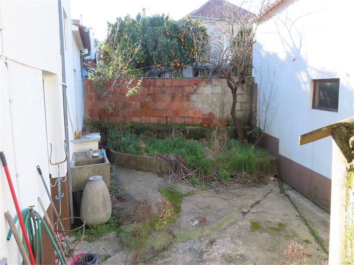 Image No.8-4 Bed Property for sale