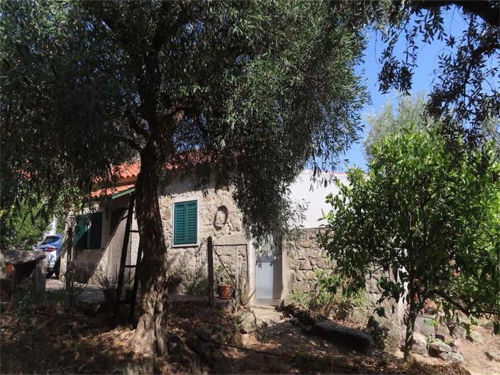 Image No.16-4 Bed Property for sale