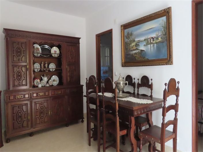 Image No.18-4 Bed Property for sale