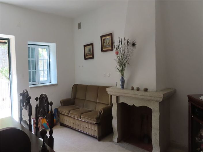 Image No.23-4 Bed Property for sale