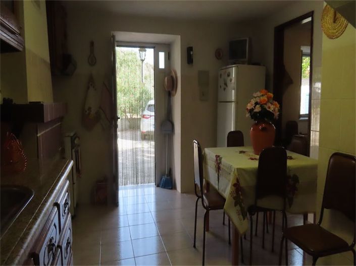 Image No.27-4 Bed Property for sale