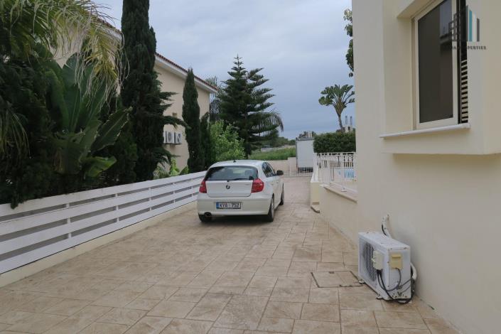 Image No.21-4 Bed Villa for sale