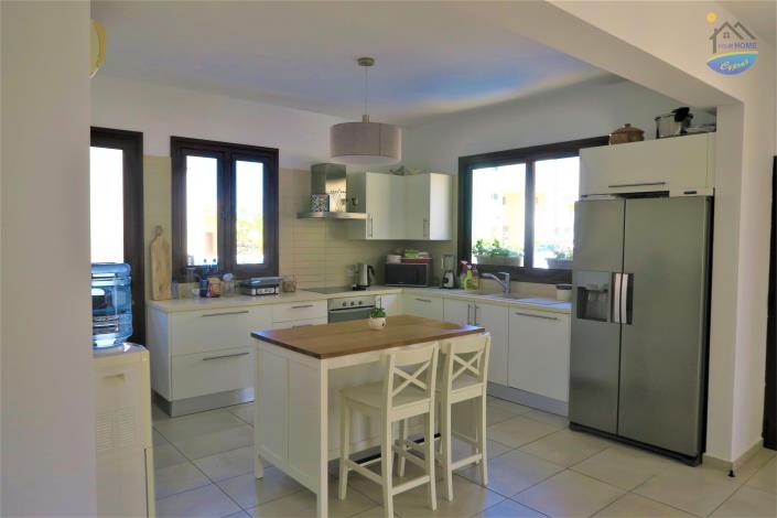 Image No.18-4 Bed Villa for sale