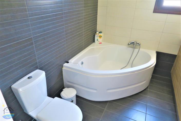 Image No.30-4 Bed Villa for sale