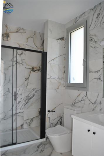 Image No.6-5 Bed Villa for sale