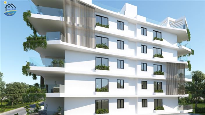 Image No.8-2 Bed Apartment for sale