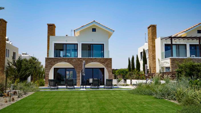 Image No.1-5 Bed Villa for sale