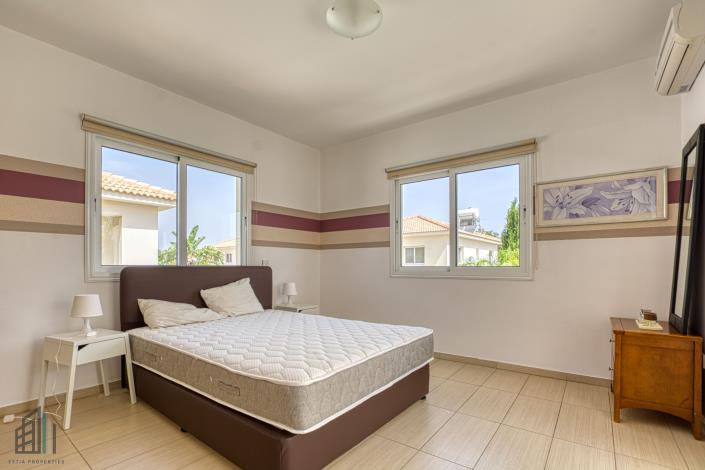 Image No.25-3 Bed Villa for sale