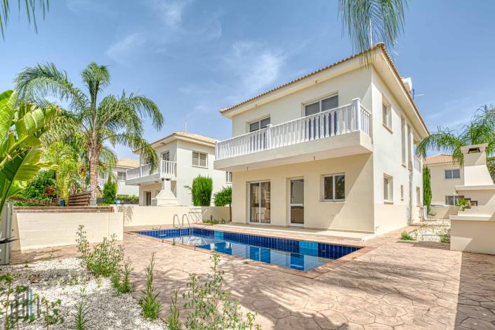 Image No.2-3 Bed Villa for sale