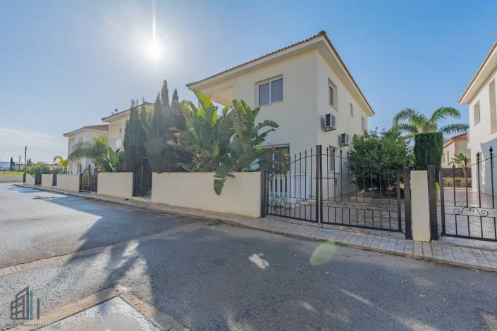 Image No.7-3 Bed Villa for sale