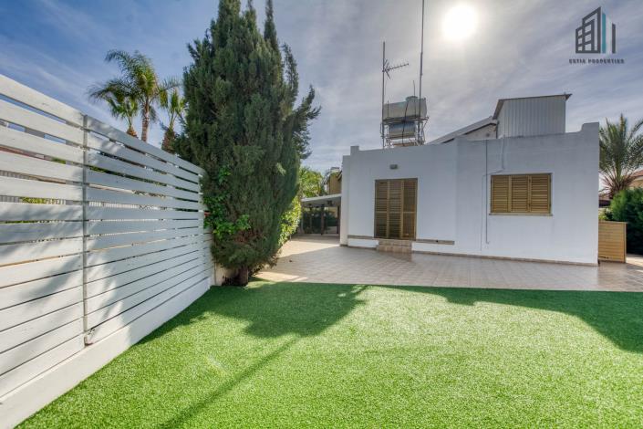 Image No.18-3 Bed Villa for sale