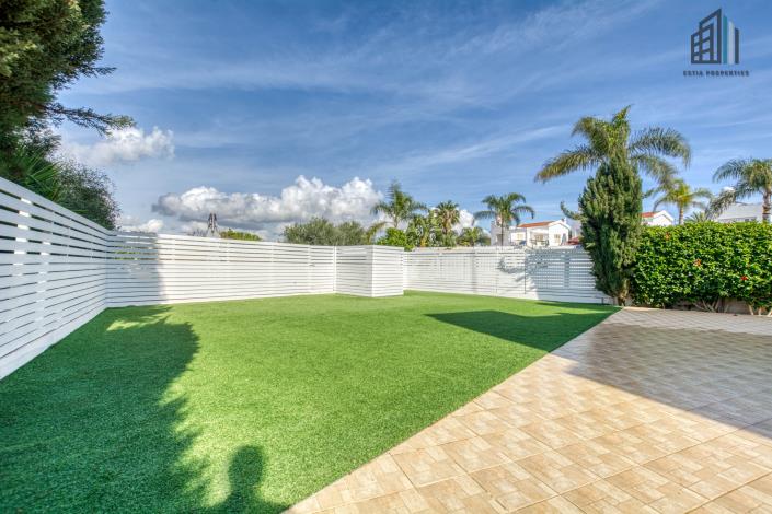 Image No.22-3 Bed Villa for sale