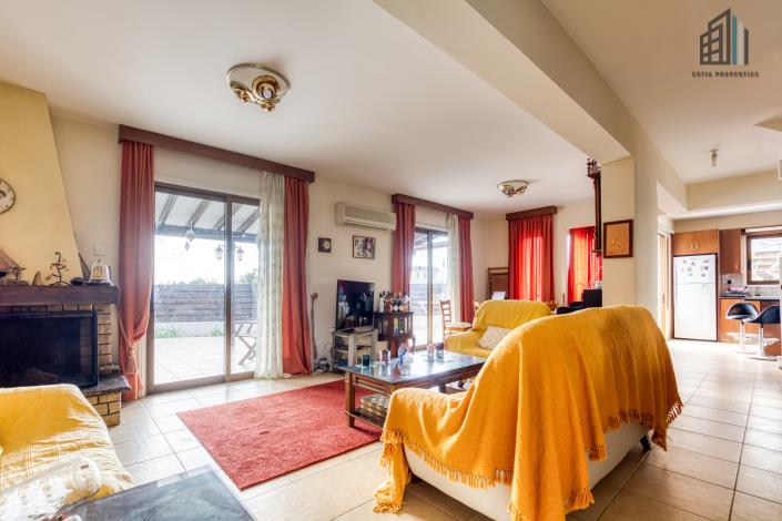 Image No.12-4 Bed Villa for sale